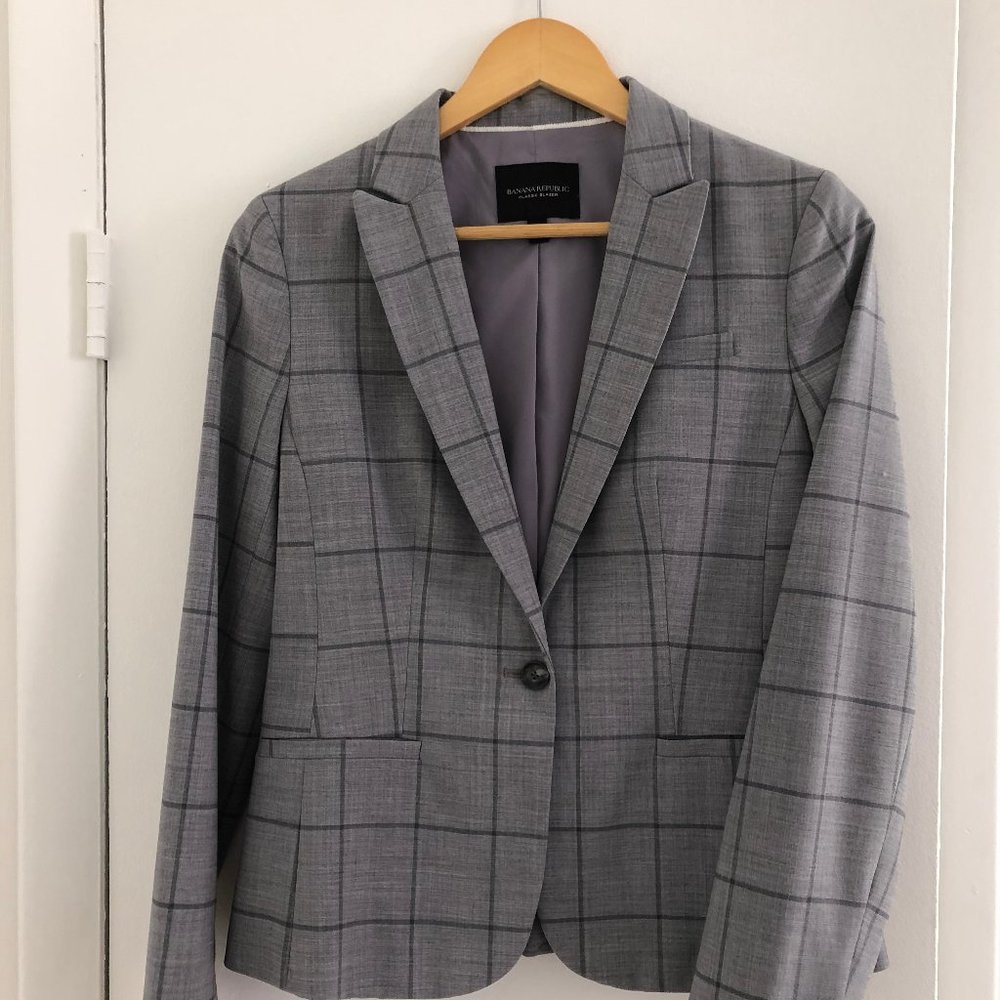 Banana Republic Plaid Blazer Size 4